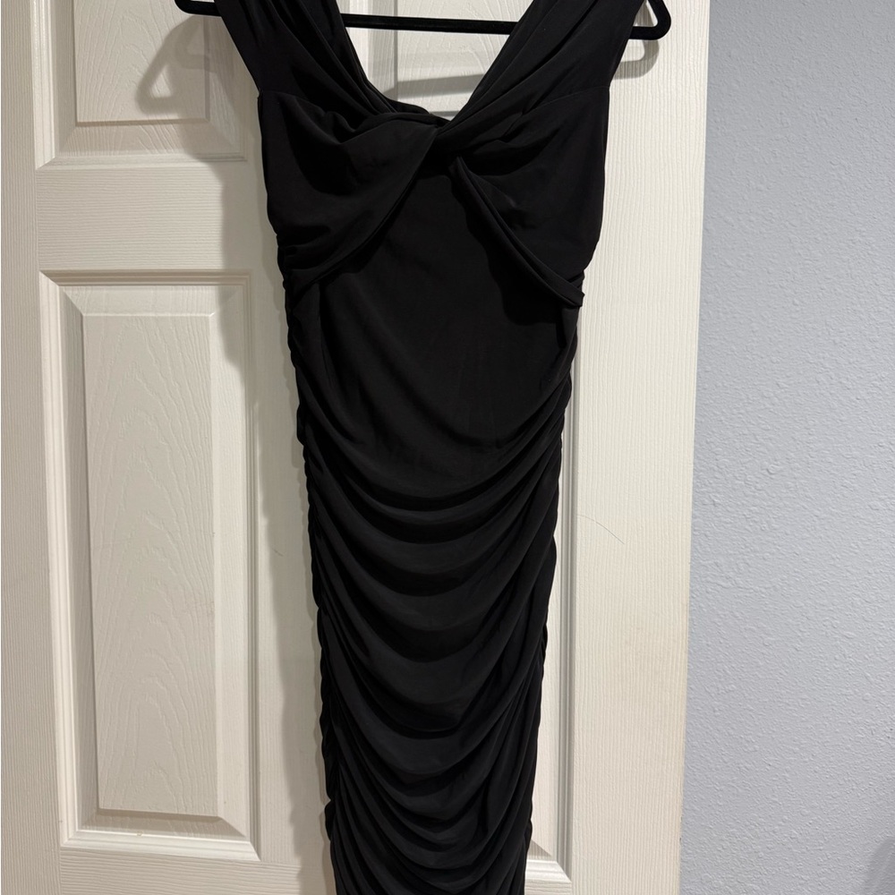 Elegant Black Ruched Dress